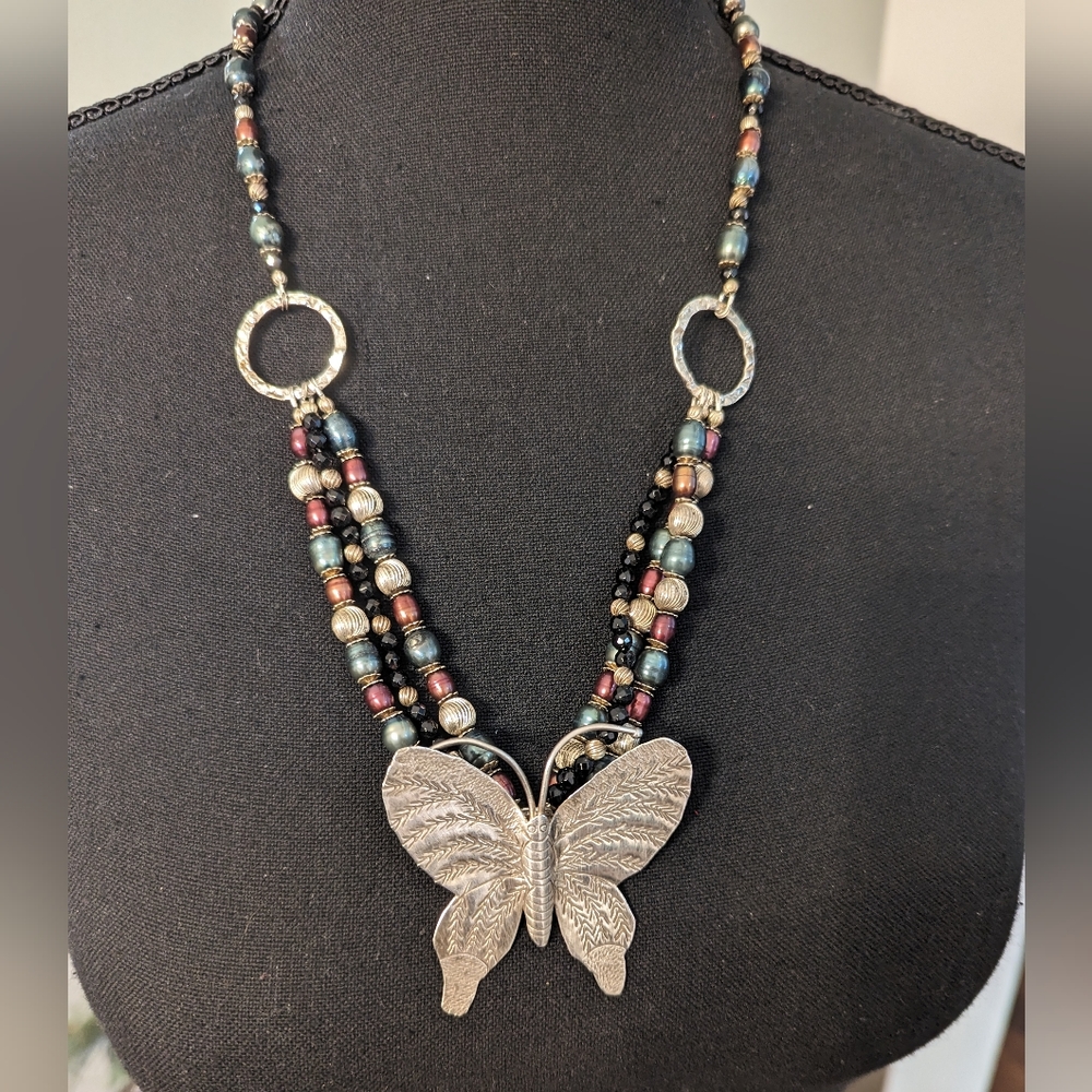 Stunning Sterling Silver, Pearl and Glass Beaded Butterfly Statement Necklace